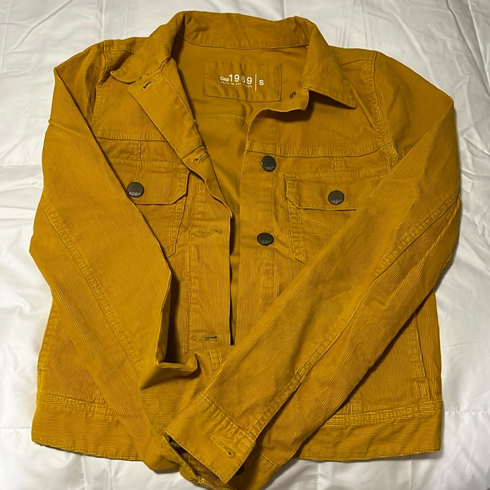 Gap jacket